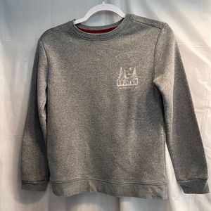 Cat & Jack boys grey sweat shirt. Size 8